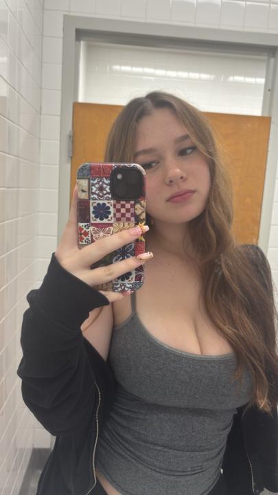 Ava Reschny