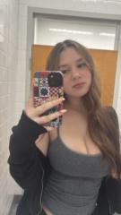 Ava Reschny