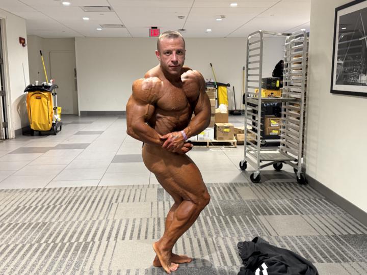 Repas avant finale pour Nic Brass