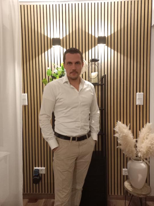 Konstantin Adler