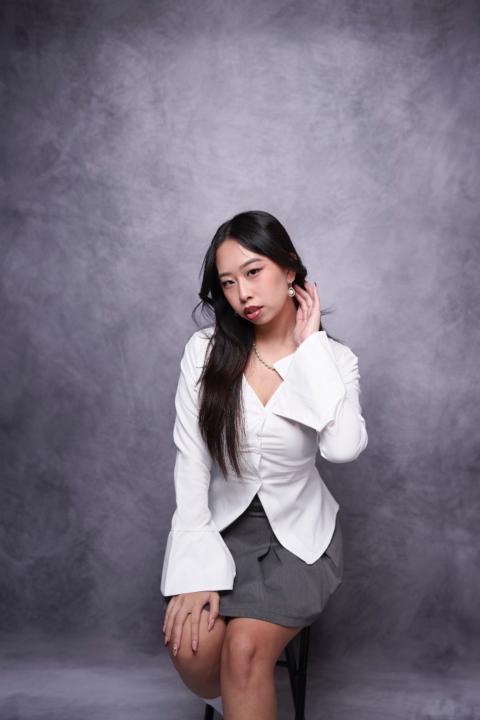 Vivi Lee