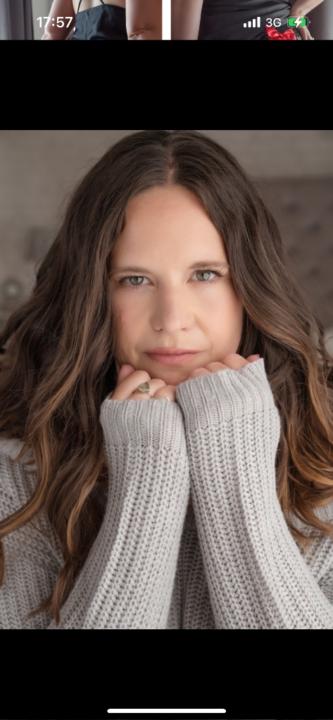 Stephanie Wakefield