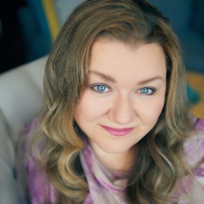 Laura Slinn
