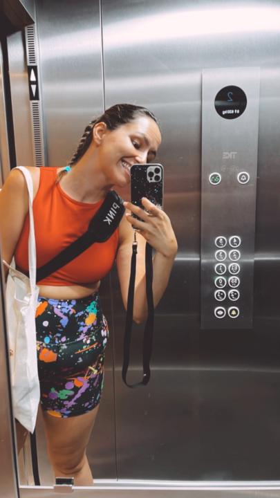 Vicky Combarros M
