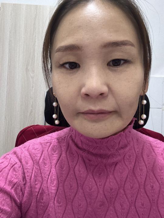 Тэрбиш Энхтөгс