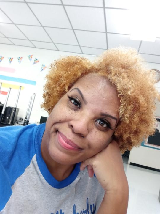 Lennis Dionne Sample