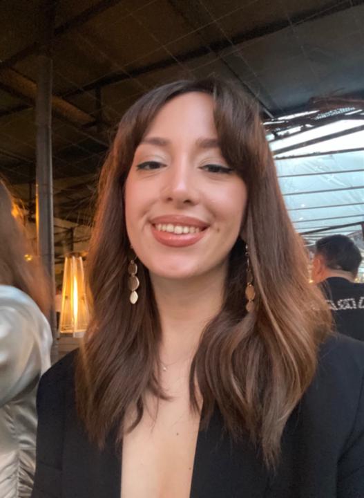 Ayşenur Yakut