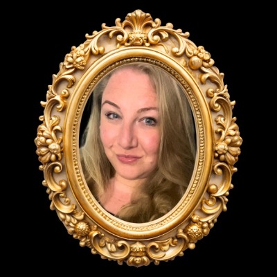 Larissa Thera