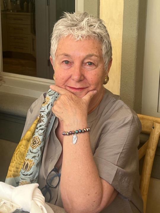 Alys Assimacopoulos