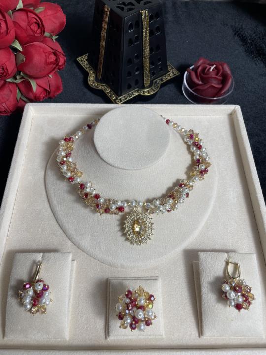 إكسسوارات مصنوعة يدويًا