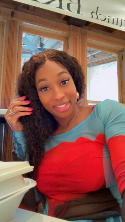 Almonique Jones
