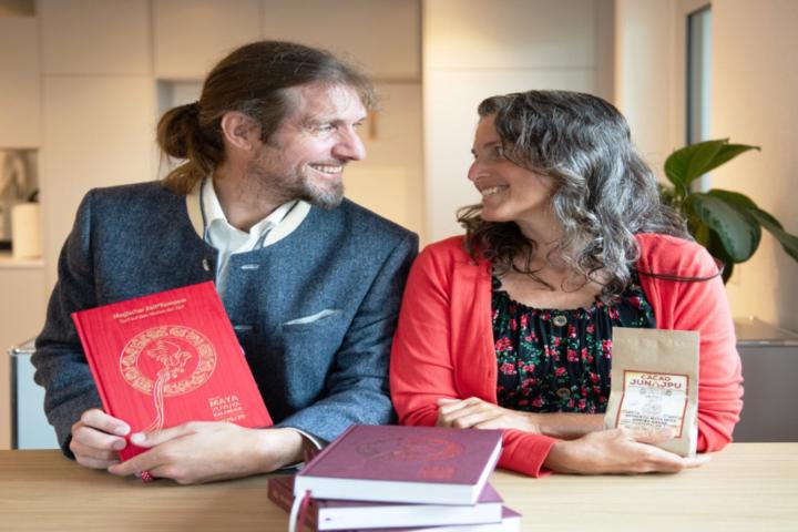 Silvia und u.r.s. jOsé Verein Neue Zeitqualität