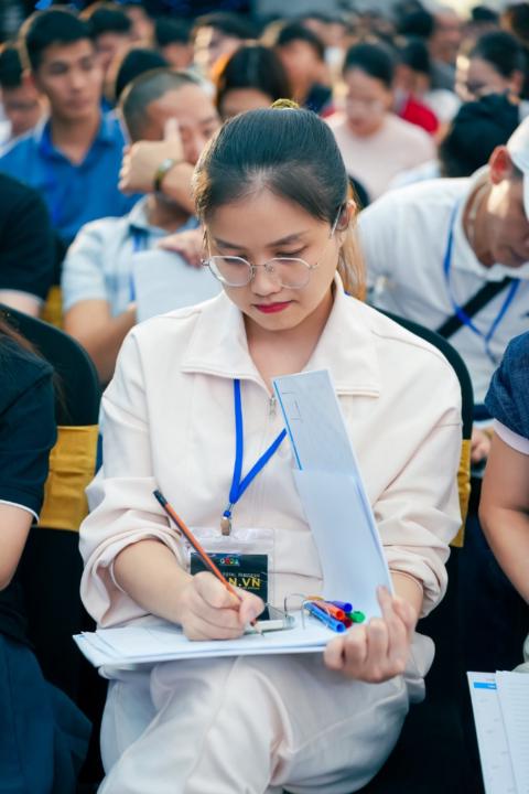 Ho Huyền