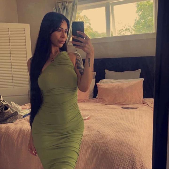 Shania Hoang