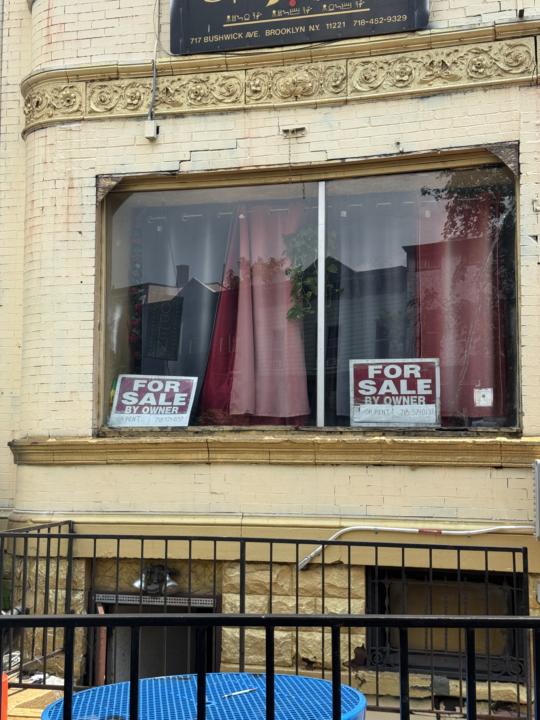 Deal in Brooklyn 