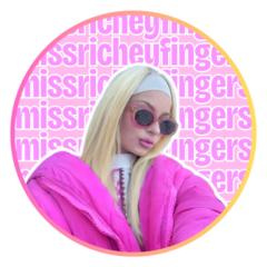 Bella Ilovepinkmoney