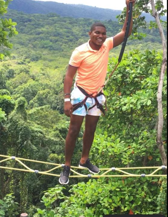 Zinho Tulloch
