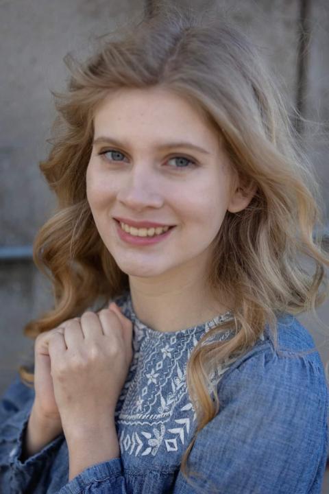 Gabrielle Olson
