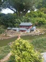 Chennien Hou