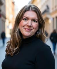 Laura White