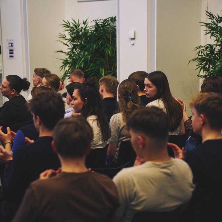Hvem skal være vores næste speaker?