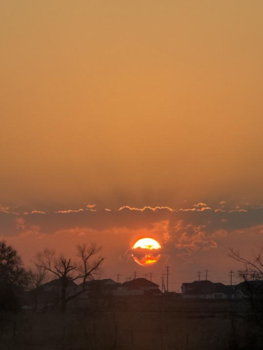 When the sunshine wears shades…