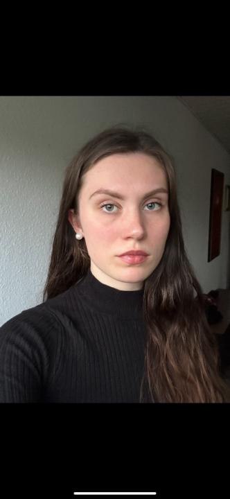 Fabienne L