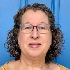 Lori Hartlaub