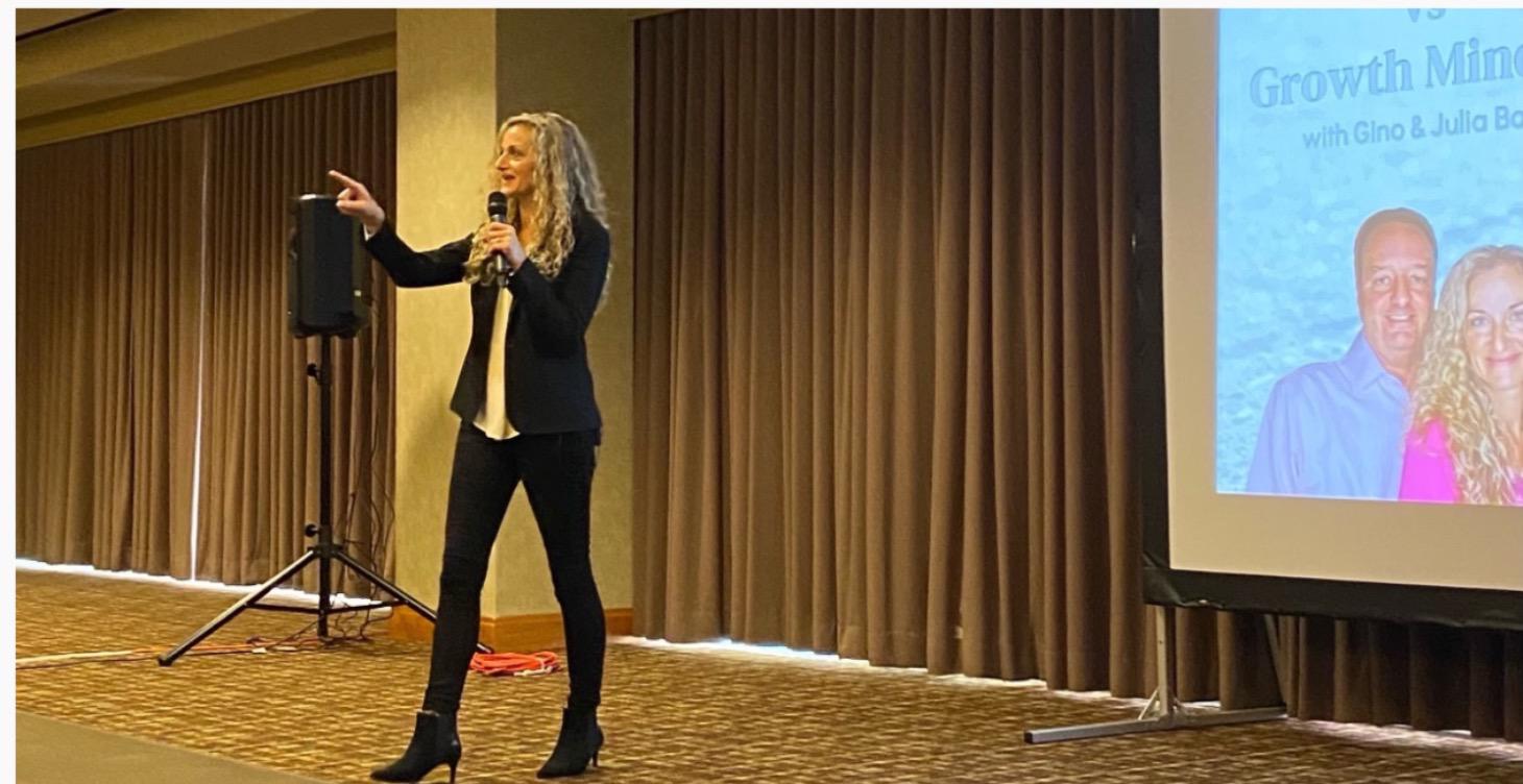 Money Coaching Course with Julia Barbaro