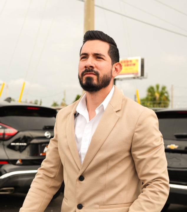Luis Mora