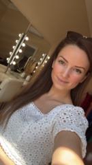 Eliza Tóth