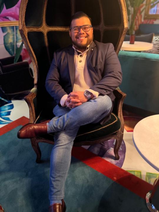 Cesar Roman Olguin