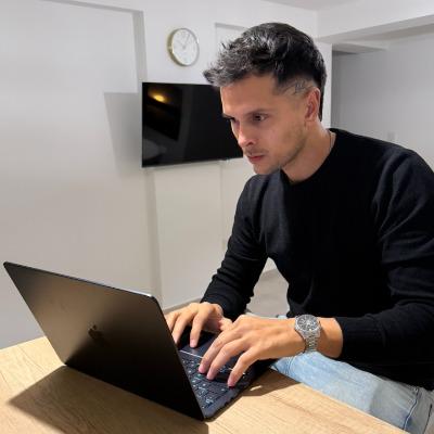 Roli Elguero