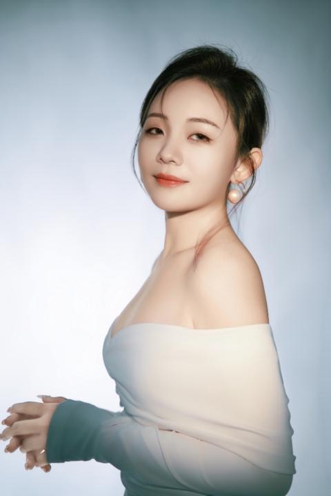 Yuna Lin