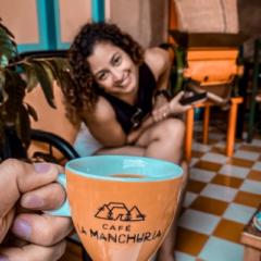 Manuela Valencia