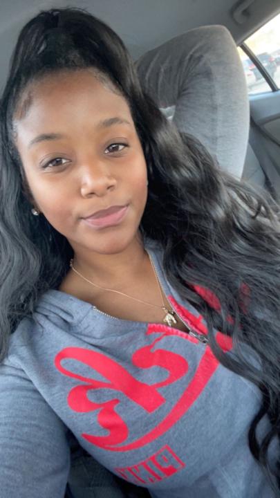 Chelsia Clarke