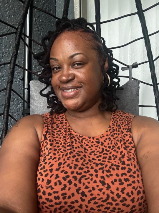 Johnique Barnes