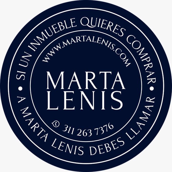 Marta Lenis