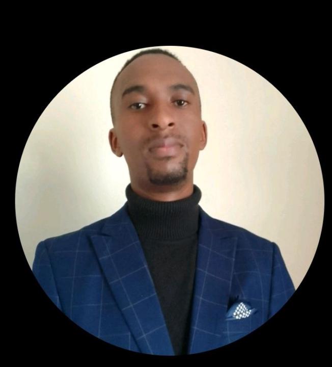 Ofentse Sogcwayi
