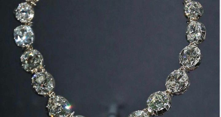 Diamonds are for Queens