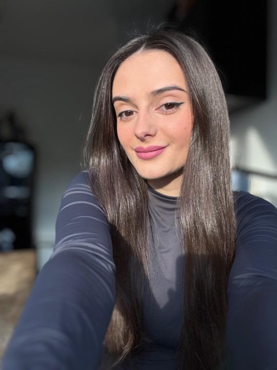 Claudia Fernandez