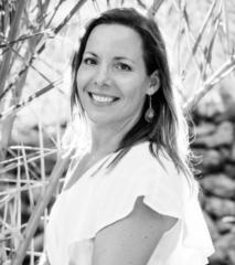 Clare Arnold