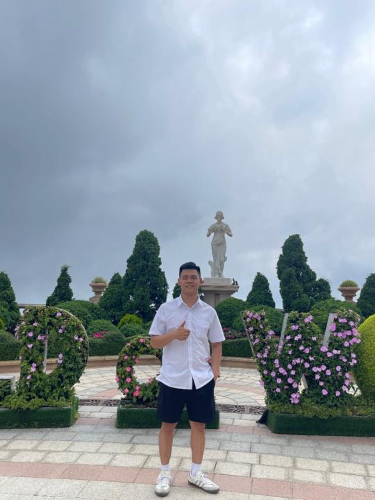 Quỳnh Vũ