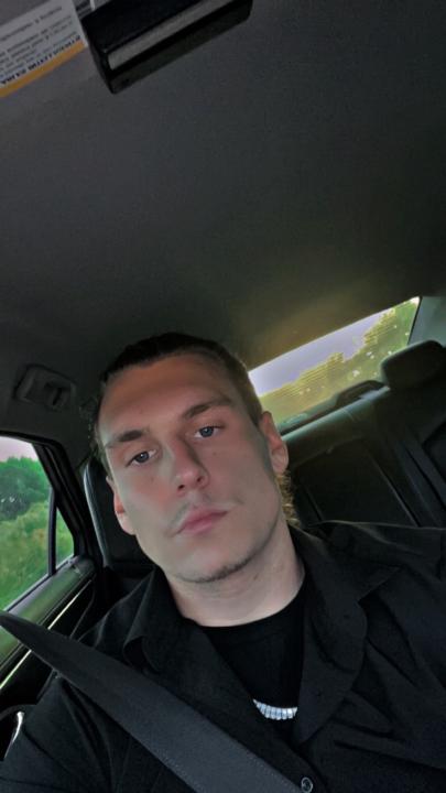 Carson Zeug