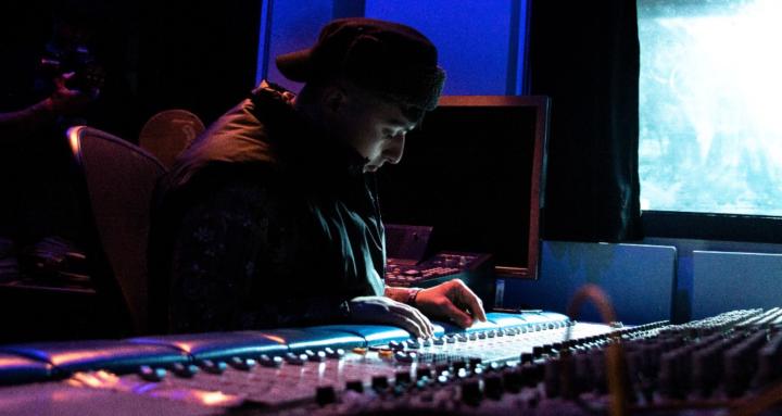 JP’s Mix Surgery 🎚️🎧🩺