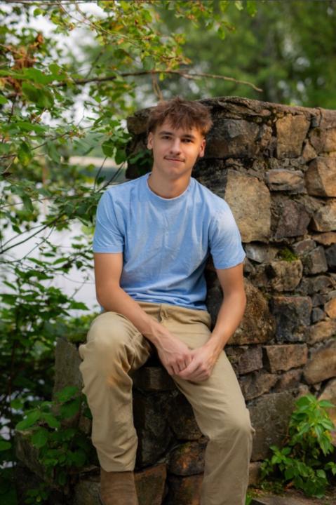 Logan Groshek