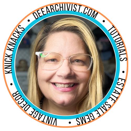 Dee Archivist