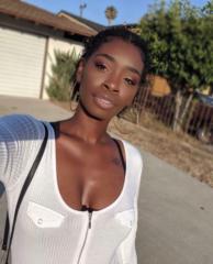 Kay Bella