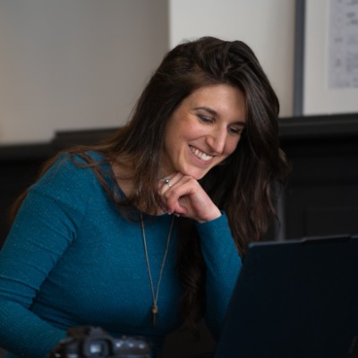 Leslie Megan Raffinat