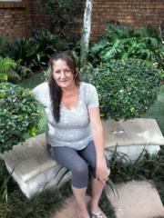 Maria M Combrink